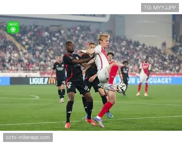 布雷斯特对阵蒙彼利埃,主队前锋上半场完成帽子戏法 布雷斯特对阵蒙彼利埃,主队前锋上半场完成帽子戏法